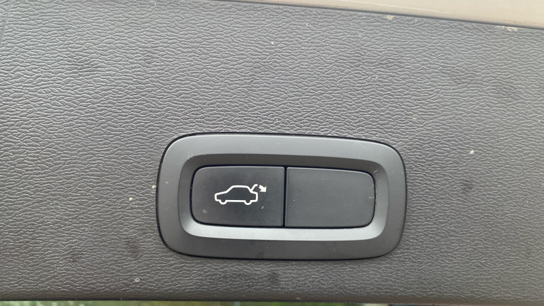 Volvo Xc40 2.0 T4 Inscription 5dr Geartronic Petrol Estate